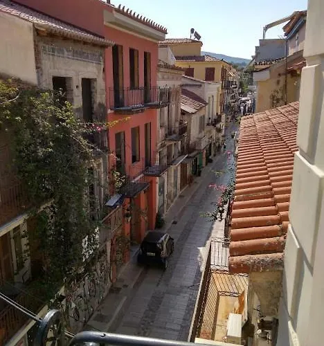 伊萨博旅馆 招待所