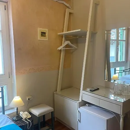 πανσιόν ιζαμπώ